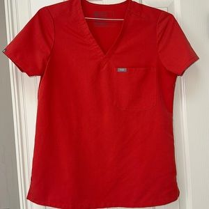 Figs Clay scrub top one pocket size small